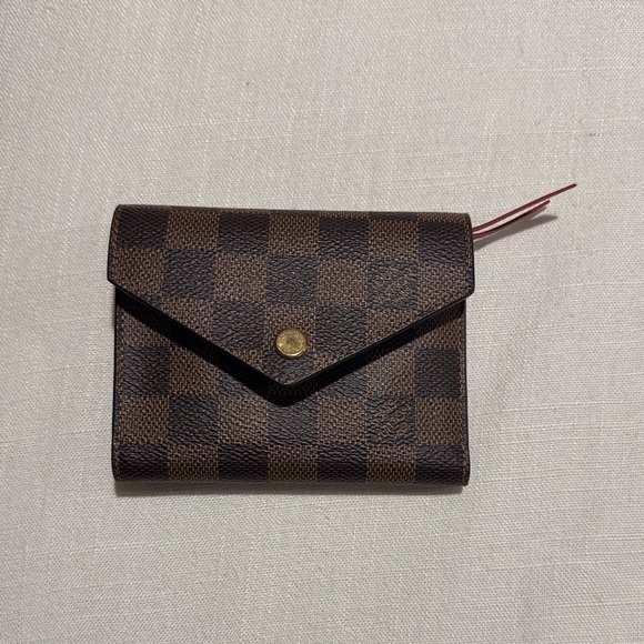 Louis Vuitton Handbags - Louis Vuitton wallet
